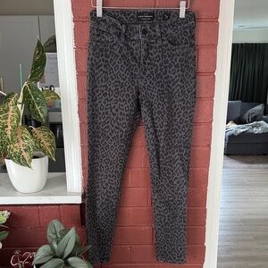 Lucky Brand Gray Leopard Print Jeans